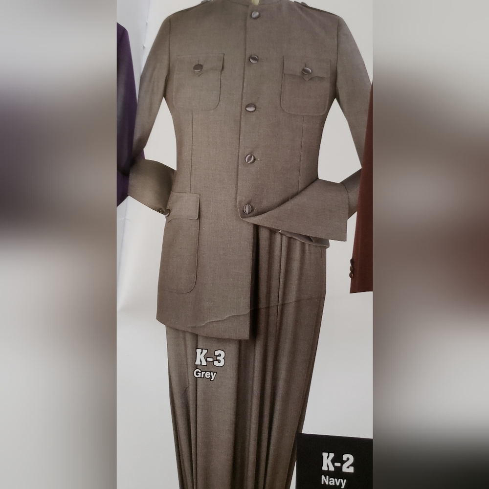 NEW Mans two piece Collar Suit. DO NOT BUNDLE!!!
